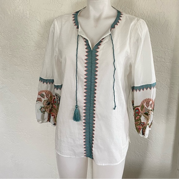 Chico's Tops - 3/$25 Chicos embroidered summer tunic L